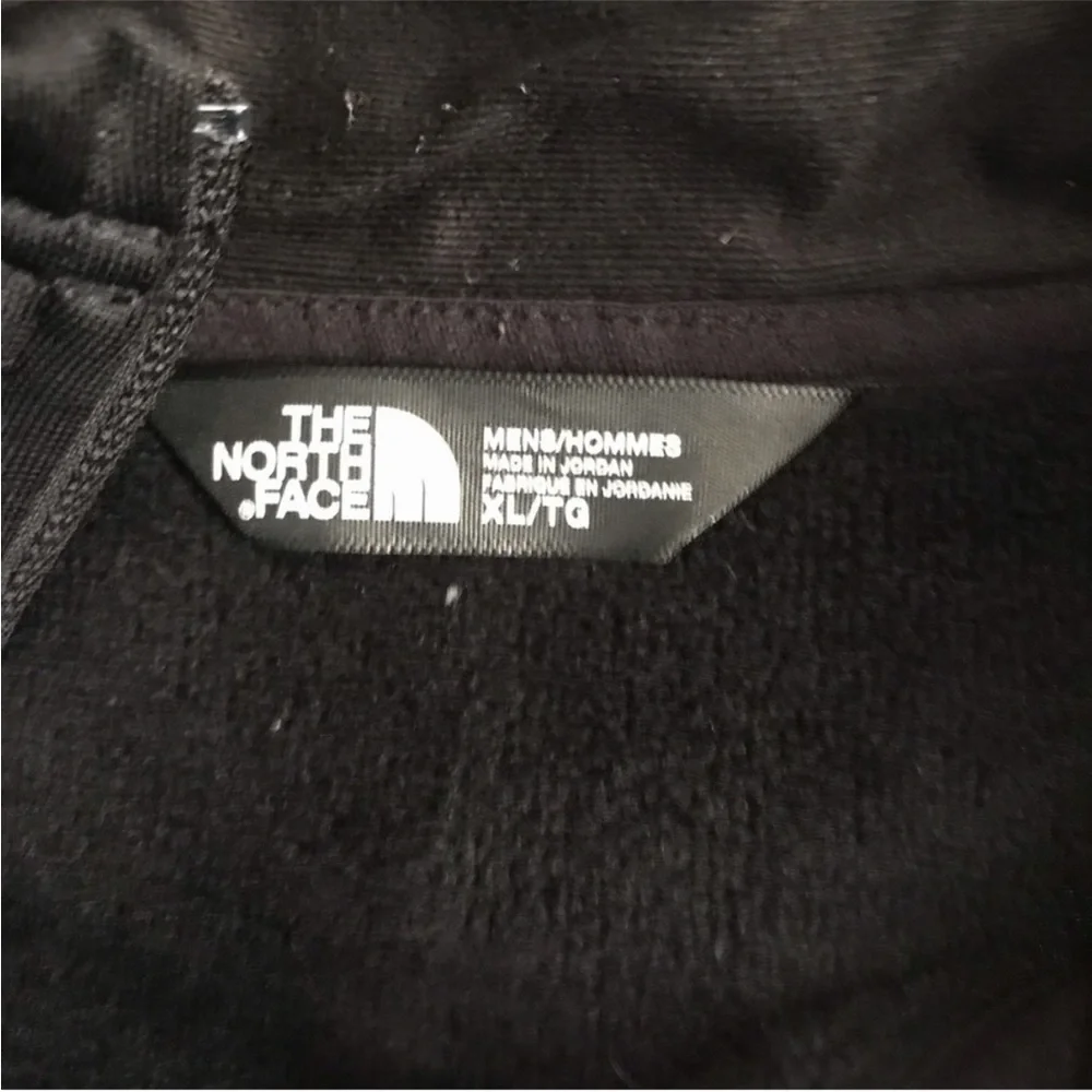 The North Face size XL black fleece lined zip front men’s jacket like new
